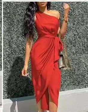 Dresses with slanting shoulders and irregular straps-5