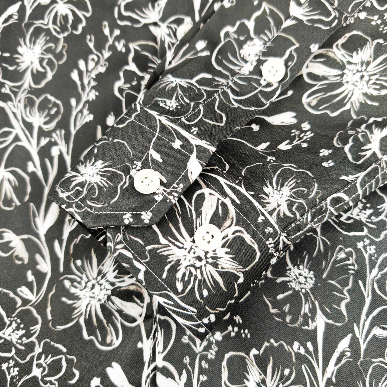 Men's Slim Fit Grey Monochrome Floral Pattern Shirt-2