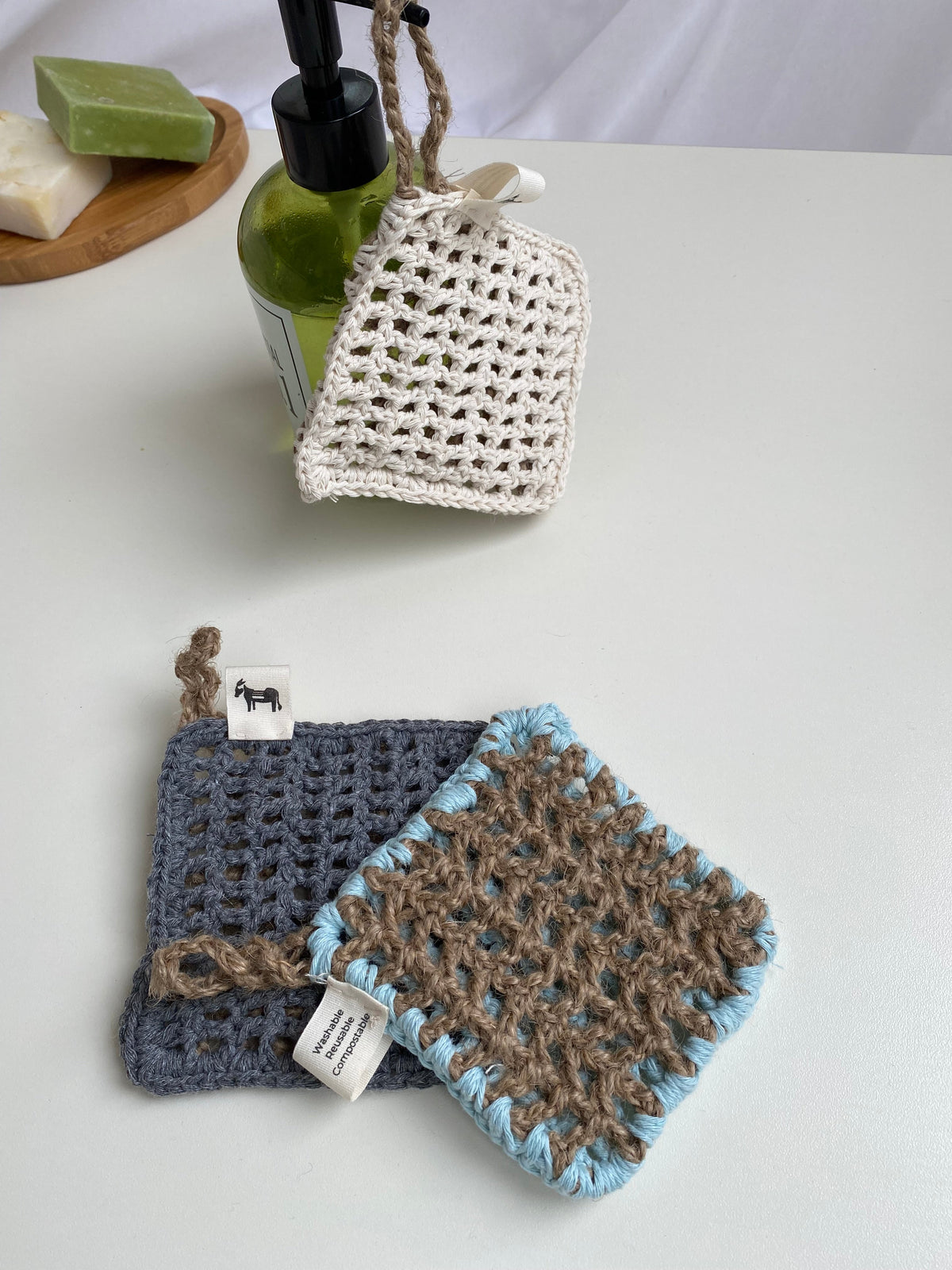 Double-sided kitchen sponge