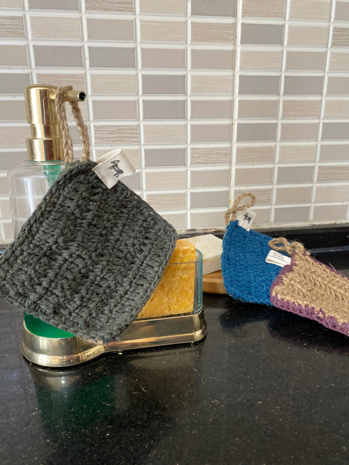 Double-sided kitchen sponge
