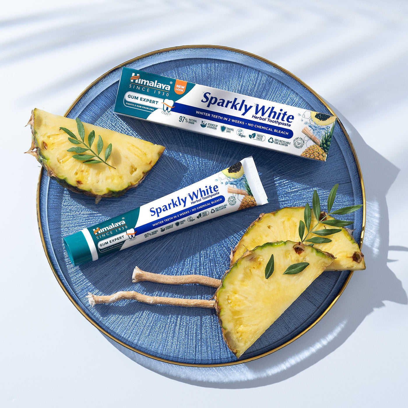 Himalaya Gum Expert Herbal Toothpaste - Sparkly White - 75 ml-2