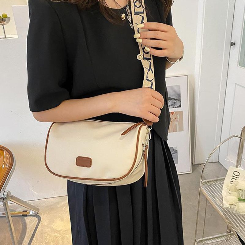 Women One Shoulder Messenger Bag Fashionable Simple Pure Color Bag Ladies Casual Bags Brown