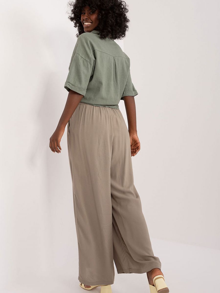 Women trousers model 197537 Sublevel