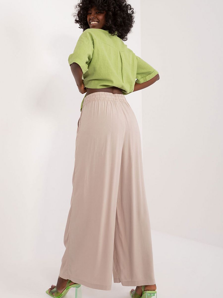 Women trousers model 197538 Sublevel