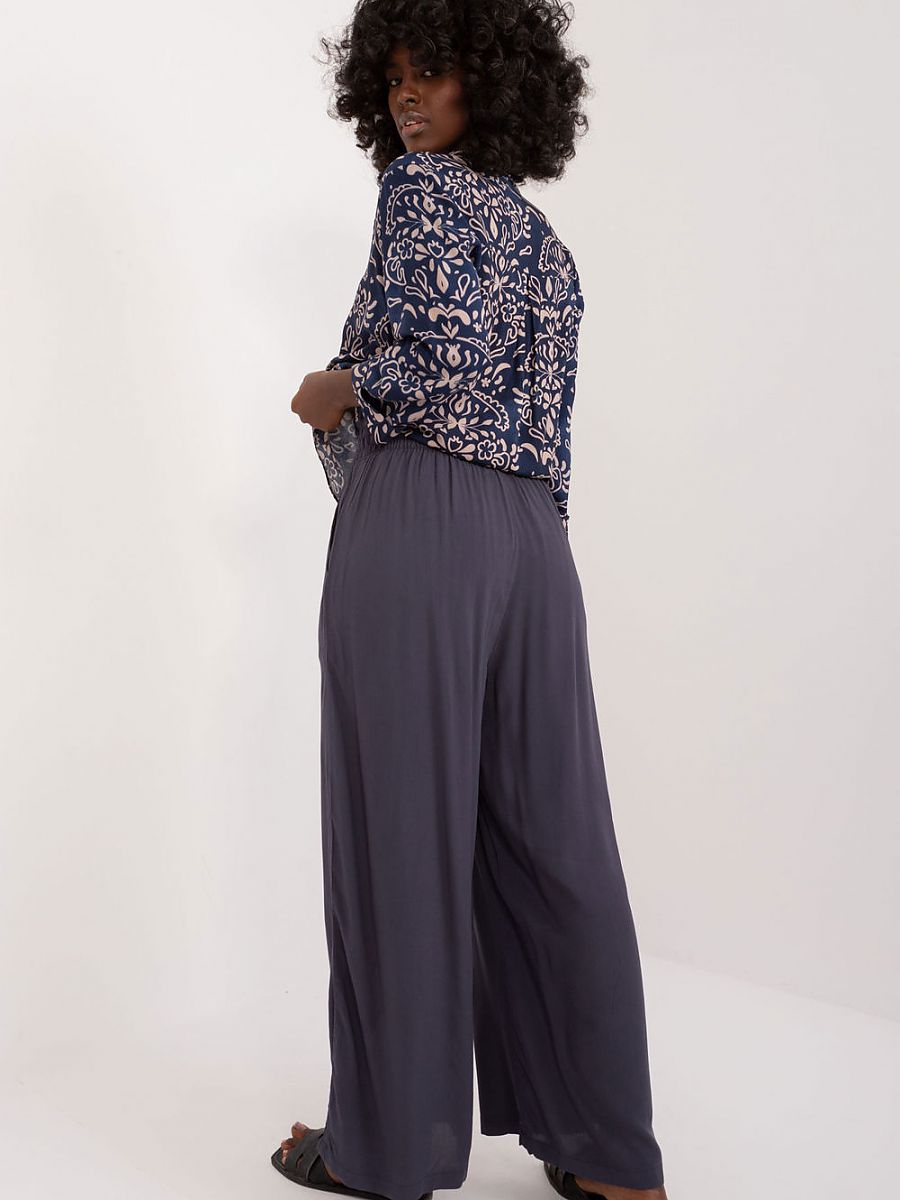 Women trousers model 197539 Sublevel