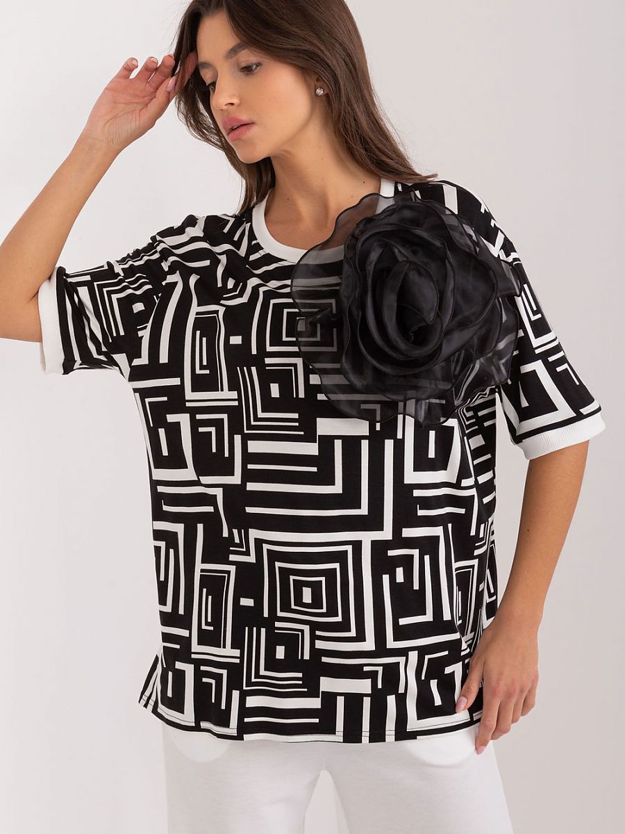 Blouse model 197738 Lakerta
