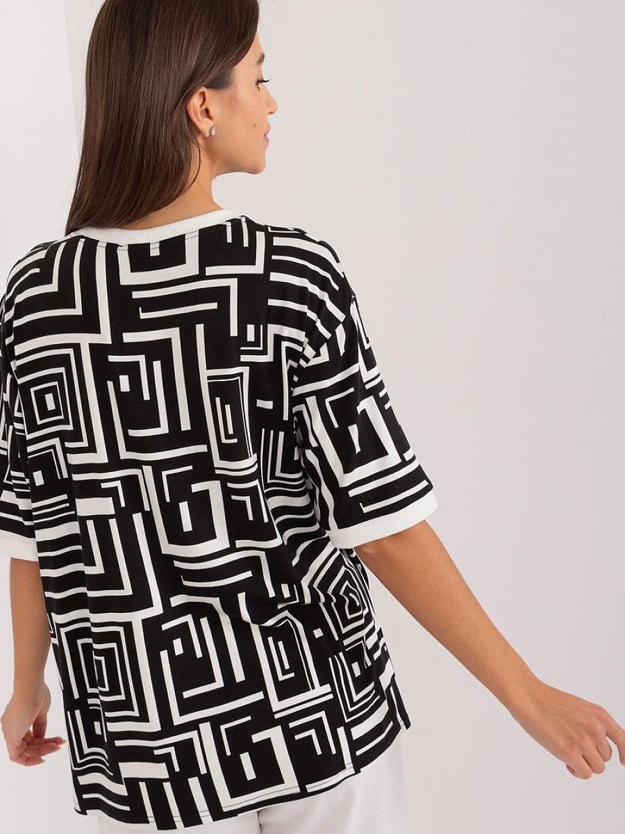 Blouse model 197738 Lakerta