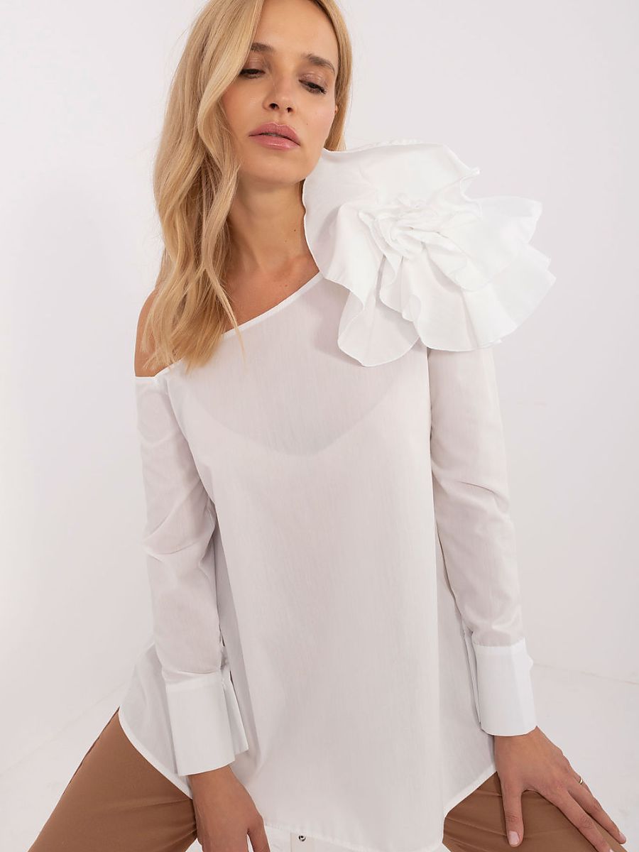 Blouse model 200310 Lakerta