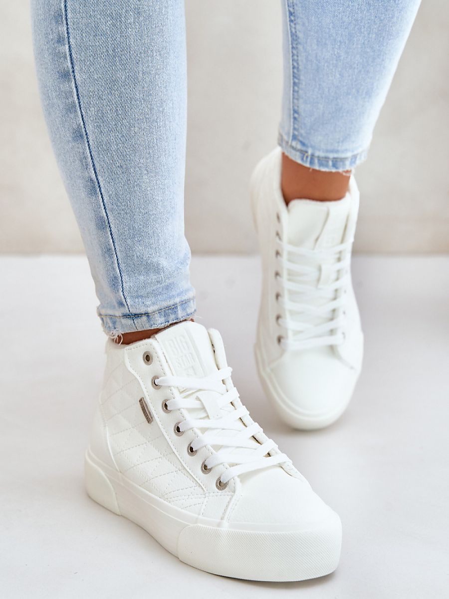 Sneakers model 201918 Step in style