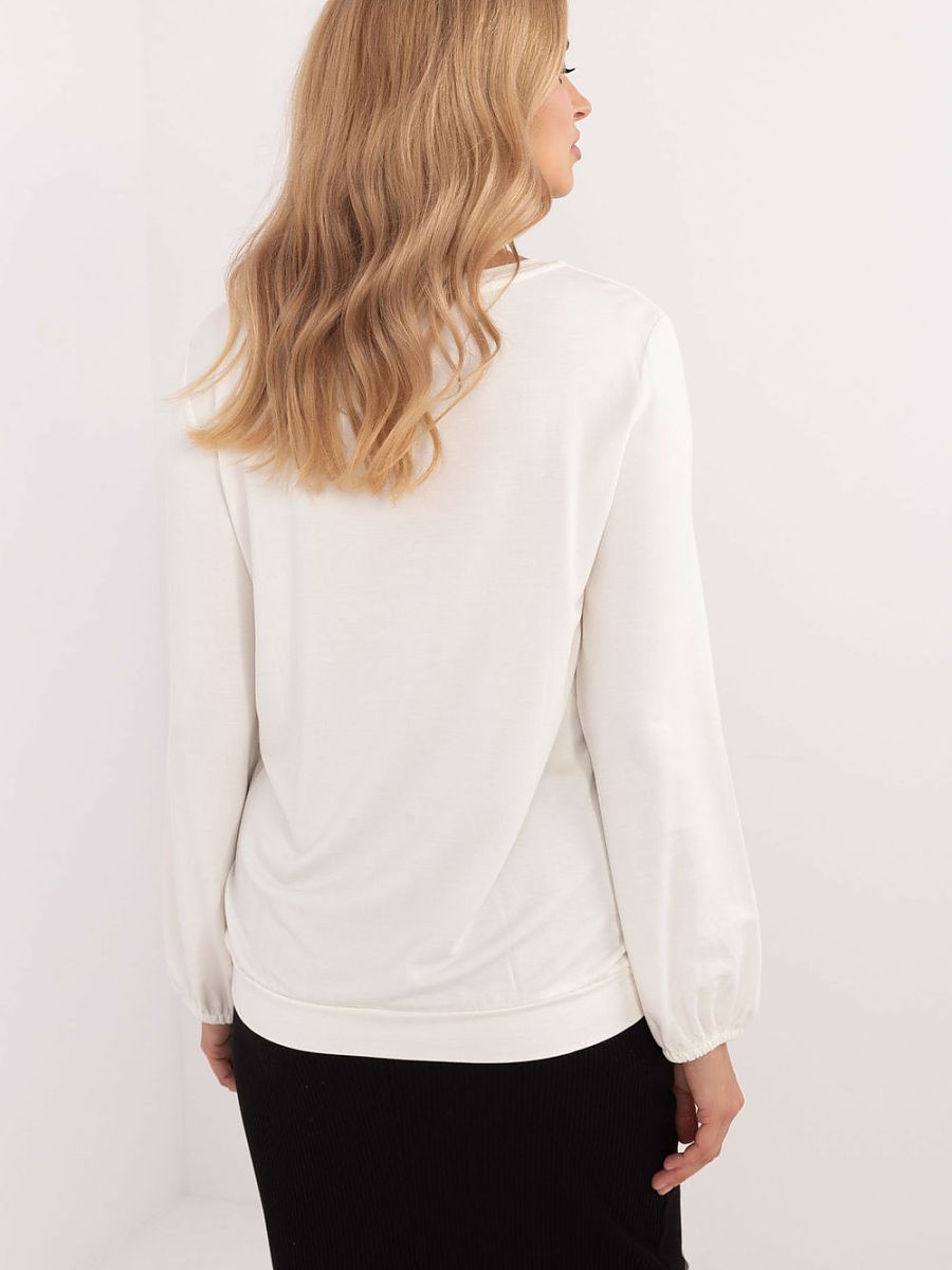Blouse model 208238 Relevance