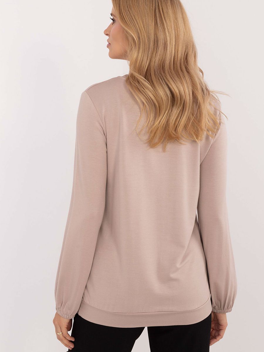 Blouse model 208240 Relevance