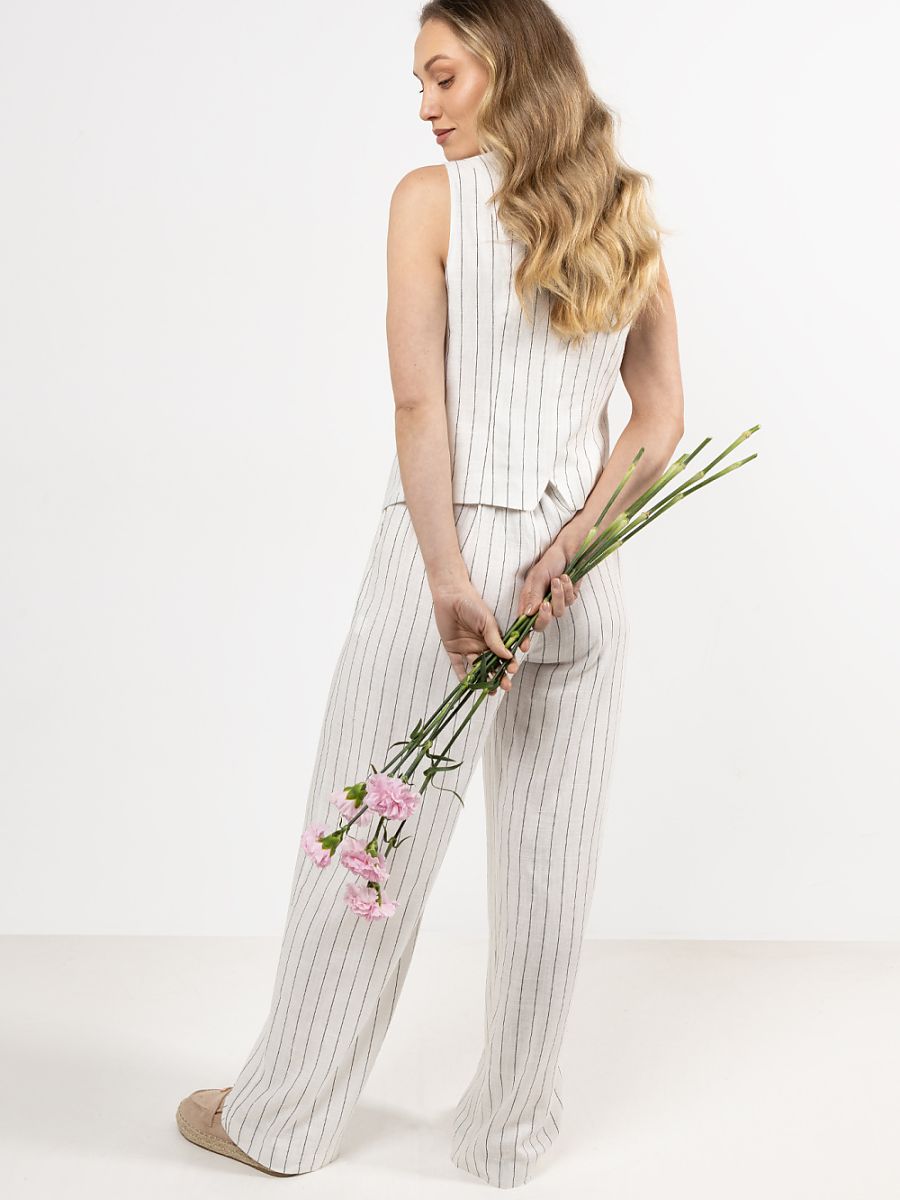 Women trousers model 212188 awama