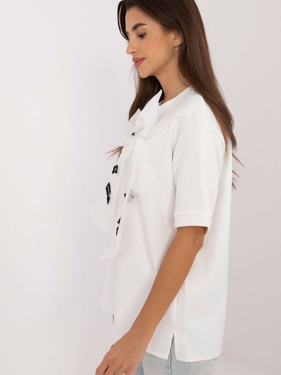 Blouse model 216211 Lakerta