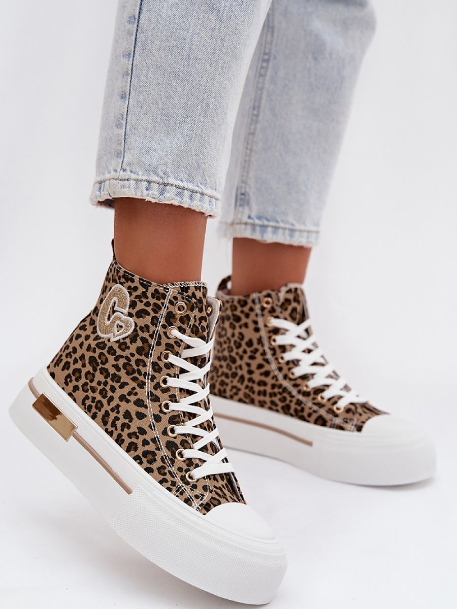 Sneakers model 223603 Step in style