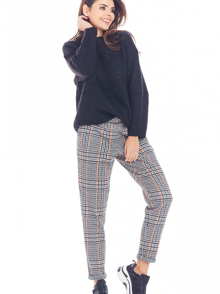 Women trousers model 148985 awama