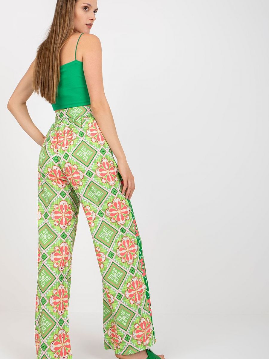 Women trousers model 167739 Italy Moda
