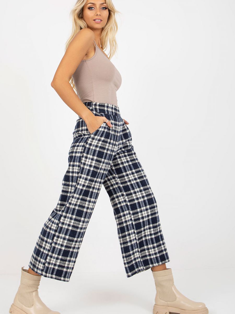 Women trousers model 175003 Lakerta
