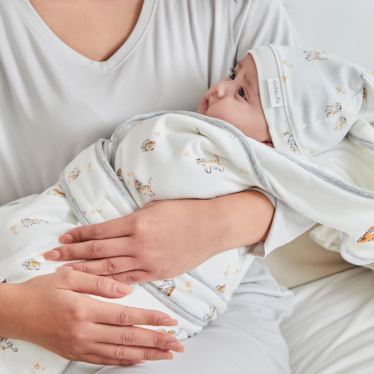 Lively Tiger Comfort Cotton Baby White Swaddle Wrap